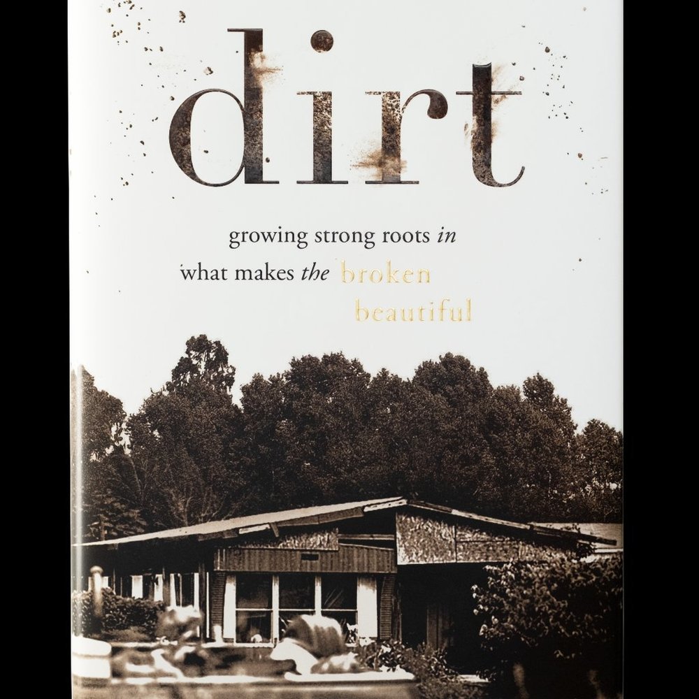 MUST READ Memoir!  Dirt by author Mary Marantz